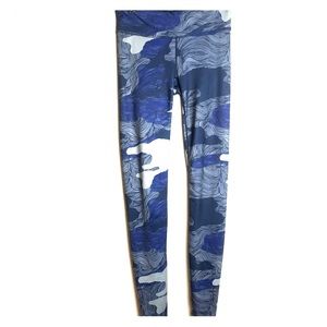 Joylab xs blue wave camp workout leggings